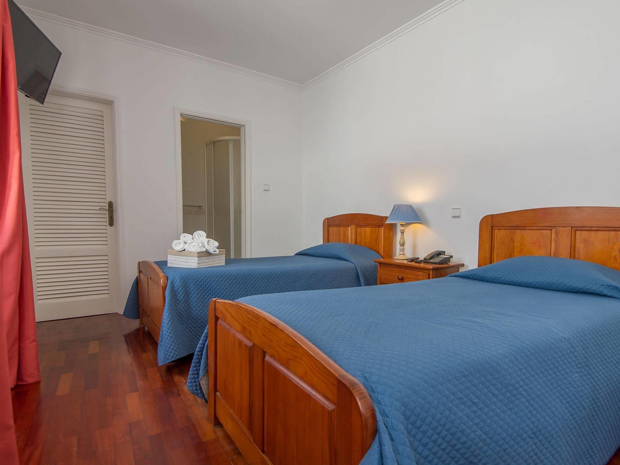 Comercial Boutique Guest House Ponta Delgada Exteriör bild