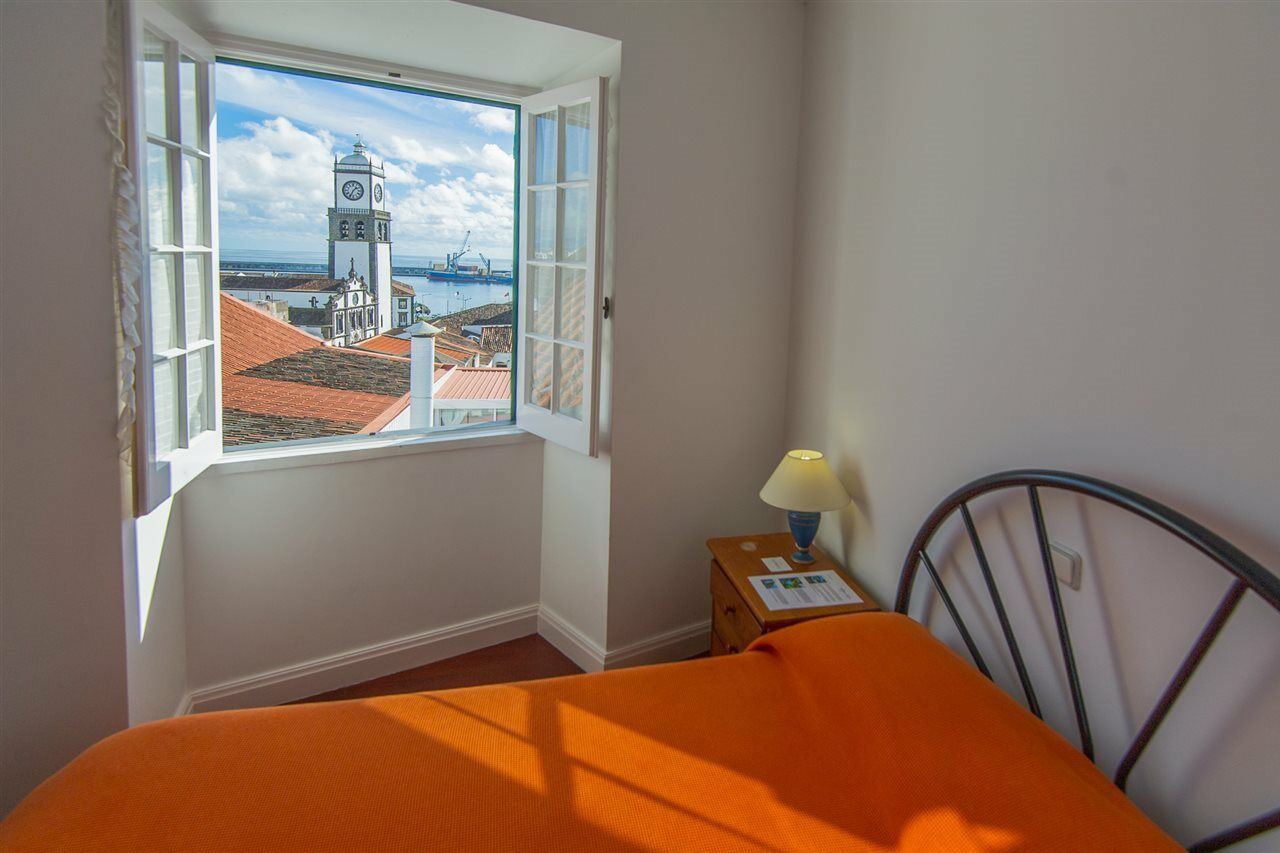 Comercial Boutique Guest House Ponta Delgada Exteriör bild